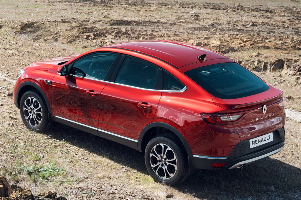 /img/cars/1637052911-exterior_renault_Arkana_22.jpg